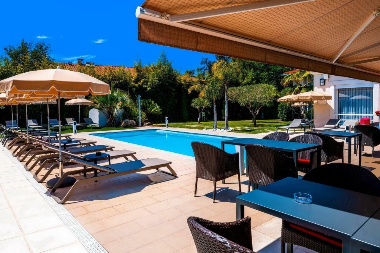 Hotel Villa Sophia - Adults Only July And August Мужен Екстер'єр фото